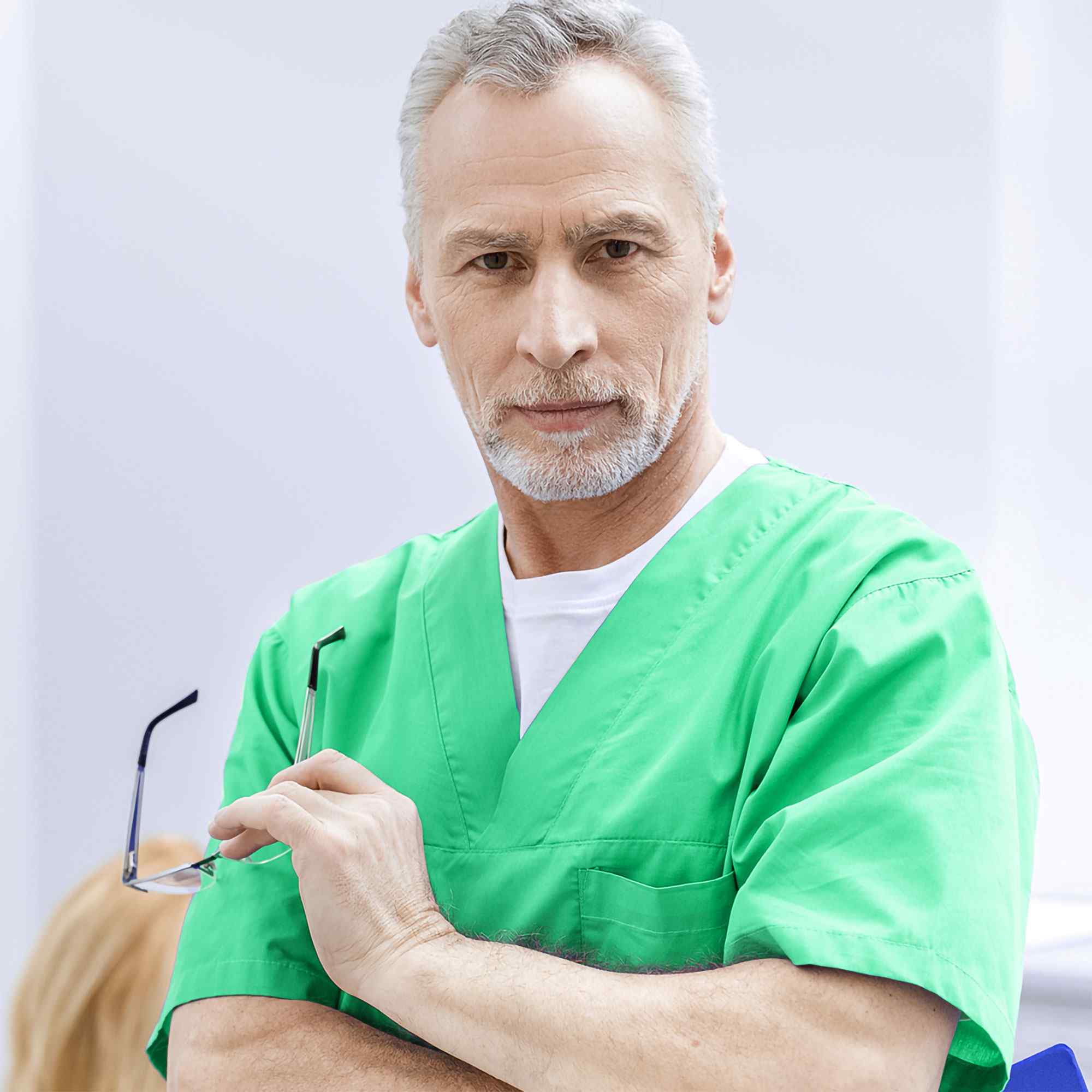 https://dentalistmed.com/wp-content/uploads/2020/01/people-xavier-symmonds.jpg